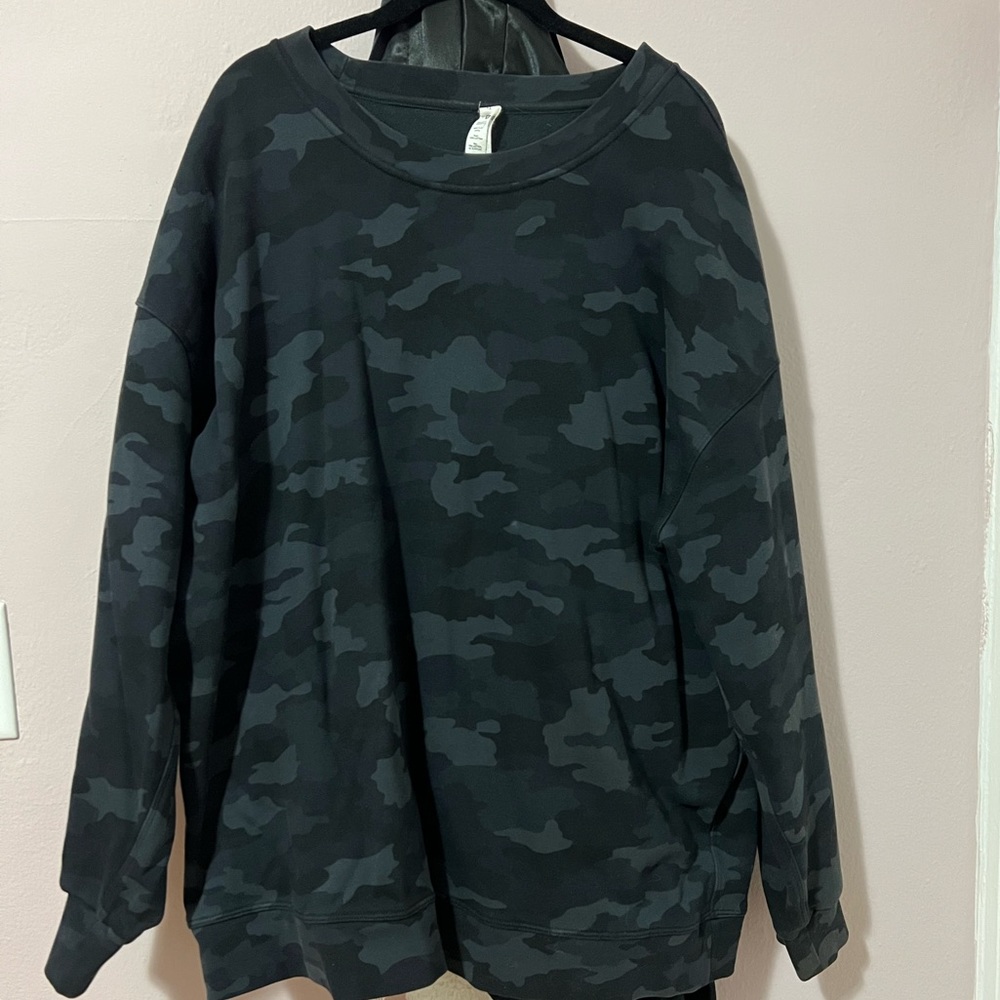 Lululemon Camo Crewneck
